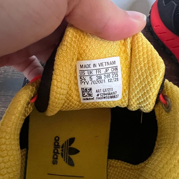 Adidas Marvel Boosts - Picture 8 of 8